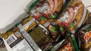 มาม่าบะหมี่กึ่งสำเร็จรูป รสเป็ดพะโล้ (5 ห่อ)