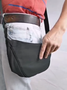 Ready Stock Unixxx Quality Crossbody Lightweight Crescent Nylon Shoulder Bag for Men Women Beg Wanita Murah