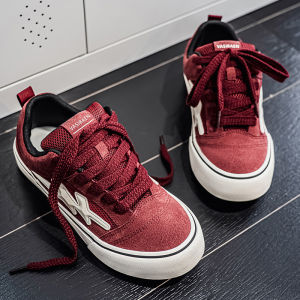 Casual Canvas Mens Shoes Fashionable Thick Bottom Leisure Board Shoes for Teenagers Wine Red American Style Trendy Sports Shoes