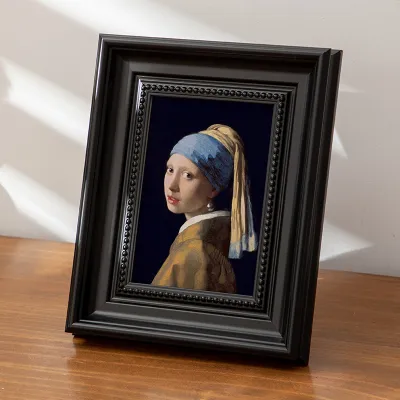 American Retro European Photo Frame 6 Inch 10 Inch Wall Hanging Desk Top Picture Frame Customizable Size Resin Material