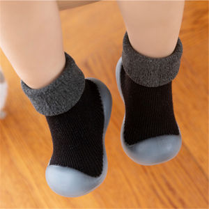 1 Pair Black Warm and Comfortable Baby Walking Shoes for Newborn Girls and Boys Winter Floor Socks Childrens Thermal Boots