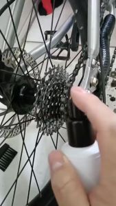 LONGGO Degreaser Shampoo Rust Remover Chain Lube Chain Cogs Sprocket Brush Washing Towel Foam Set