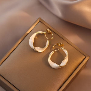 French White Girl Earrings Round Circle All-Matchy Ear Studs for Women with High-End Chic Air Quality Mosquito Coil Tray No Piercing Needed