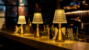 Đèn bàn decor HUTA Light For Life RESBED2 cảm ứng ba màu ánh sáng bảo hành 18 tháng