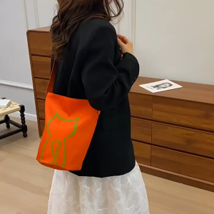 EchoBliss  กระเป๋าสะพายข้างผู้หญิงลายแมวสีเขียว สไตล์น่ารักเบาสบาย