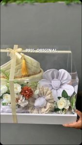 Kotak Hantaran Elegan Jati Belanda dengan Tutup Mika Rigid untuk Pernikahan