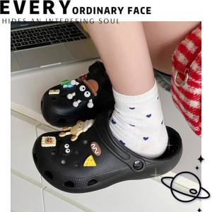 LHshoess พร้อมส่ง รองเท้าหัวโตเเฟชั่นผู้หญิง งานดีขนาดนี้ไม่ควรพลาด ตัดสลับกับตัวติดรองเทัาได้น่ารักมากเเก มีหลายสีให้เลือก คุ้มเกินคุณน้า สายคาเฟ่ห้ามพลาดเลย