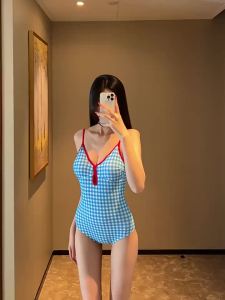 ชุดว่ายน้ำวันพีช ผู้หญิง เซ็กซี่ ชุดว่ายน้ำกระโปรง สไตล์แฟชั่น มีฟองน้ำ beach