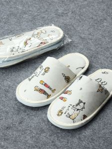 รองเท้าแตะเด็กแบบใช้แล้วทิ้งกันลื่นพิเศษสำหรับโรงแรมและบ้านพักฤดูร้อน รองเท้าแตะแบบสวมสำหรับเด็ก สไตล์การ์ตูนน่ารัก