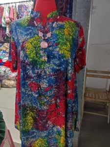 ชุดเดรสแขนสั้นอก50ผ้าสปัน มี ความยาว กระโปรง 40นิ้ว โปรงชายบานแขนสันคอจีน ใส่ สบาย มาก