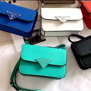 Tas Selempang Wanita Fashion B0001