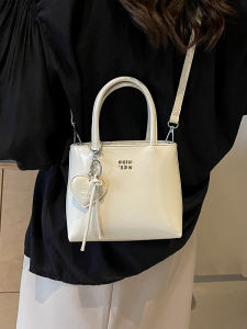 Fashionable Handheld Bucket Bag Womens Korean Simple Versatile Single Shoulder Bag Summer Trendy Design Crossbody Bag