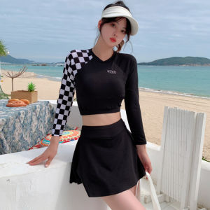 jqk ชุดว่ายน้ําผู้หญิงแขนยาว+กระโปรง ทูพีช  เอวสูง(สีดำ/เขียว) รุ่น 0239