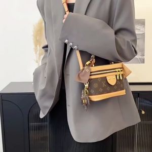 (สินค้าส่งจากไทย) 1065 กระเป๋าถือ กระเป๋าสะพายไหล่ ทรงถัง ใส่ของได้เยอะ สายยาวปรับได้ กระเป๋าแฟชั่น