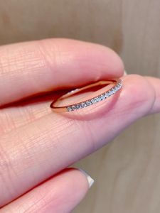 Exquisite Rose Gold Ring with Small Zirconia Diamonds for Women Luxury Lightweight Upscale Feeling Stacked Fashion Ring