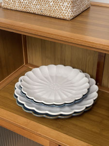 Đĩa Tròn Viền Sáng Tạo Bằng Gốm Sứ Kiểu Nhật Bản Đĩa Ăn Sáng Đĩa Đựng Thức Ăn Tây Đồ Dùng Ăn Uống Thiết Kế Đơn Giản Đĩa Đựng Thức Ăn