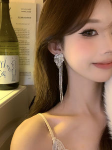 Exquisite Elegant Diamond Design Tassel Hoop Earrings: A Stylish Two-Way Wear Accessory