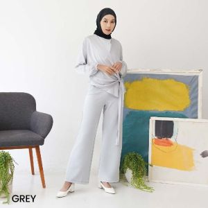 Atasan Wanita Blouse Satin Silk Overslag