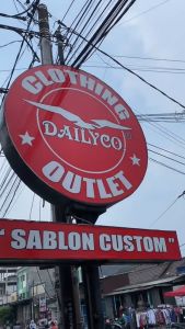 KAOS DAILYCO UMAR SWORD DUS2S001 / KAOS DISTRO PRIA DEWASA LENGAN PENDEK OVERSIZE COTTON COMBED 30S PREMIUM TERLARIS / DAILYCO STORE DUS2S001