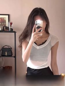 เสื้อยืดคอกลมแขนสั้นทรงเข้ารูปสำหรับผู้หญิงในช่วงฤดูร้อน สไตล์หวานและเผ็ดร้อน ทรงเข้ารูป เสื้อเชิ้ตทรงเข้ารูป ทรงเข้ารูป แขนสั้น