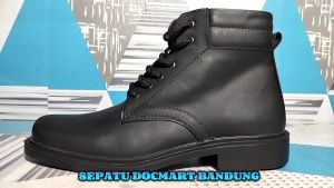 Sepatu PNS PEMDA & DINAS TNI POLRI: Panduan Lengkap