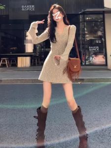 Early Autumn French High-End V-Neck Knitted Dress Womens Autumn Winter New Inner Wear Bodycon Skirt Long Sleeve High Waist