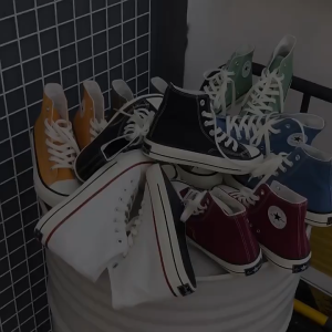 Converture Mens and womens sports shoes canvas shoes flat shoes youth fashion off white