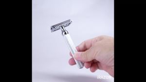 Dao Cạo An Toàn Hai Lưỡi iRAZOR Classic Dành Cho Nam Máy Cạo Râu Thủ Công Thân Thiện Với Môi Trường Chất Liệu Nhôm Màu Bạc Kích Thước 3.54 Inch Kèm 10 Lưỡi Dao Cạo Chính Hãng.
