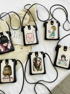 Cute  Style Student Womens Crossbody Phone Bag Zipper Mobile Phone Pouch Korean Fashion Printed PU Soft Surface