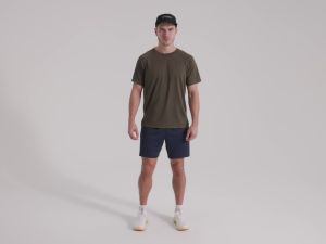 ASICS Men ACTIBREEZE VENTED KNIT 7IN SHORT in Midnight