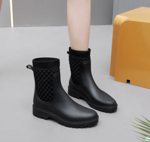 1 Pair of Womens Short Chelsea Rain Boots Fashionable U-Shaped Fly-Knit Rain Boots Pvc Non-Slip Waterproof Rubber Shoes