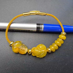 Q2127 Vòng ngũ điếu hồ ly tỳ hưu Thạch Anh Tóc Vàng - vẫn là loại đẹp cho Thổ và Kim - Phong Thuỷ TUDO P