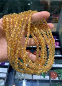 [ Quà tặng Kèm ] Chuỗi vòng tay đá thạch anh tóc vàng vip dành cho nữ mệnh kim thổ size hạt 06li | Đá quý Leegems