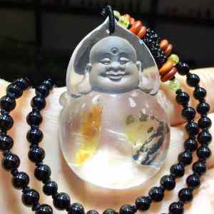 Pure natural Brazilian yellow gum flower colorful fog crystal Maitreya Buddha pendant crystal clear exquisite carving the yellow gum flower is very beautiful attracting wealth warding off evil and ensuring safety. Size: 48*32*13mm