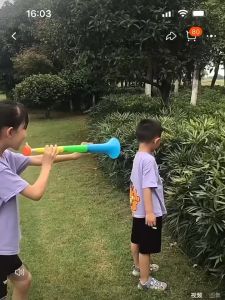 Large retractable childrens toy horn cheerleading horn sports meeting horn