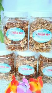 (Giá rẻ-freeship) hủ 500gr Mứt gừng sợi dẻo mè đậu phộng