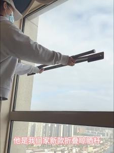 Hotata | Side Mounted Drill-Free Extendable Clothes Hanger