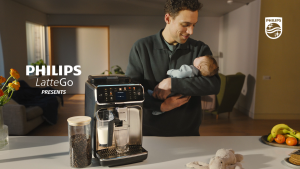 Philips EP5547 Full Automatic Espresso Machine | LatteGo milk system | 20 hot and iced recipes | QuickStart technology | SilentBrew technology | Ceramic grinder | AquaClean | Extra shot | 4 user profiles | 2 Yrs Warranty | Genuine Product |  EP5547/90