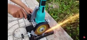 Bộ khung gắn máy mài máy cắt cầm tay sẽ biến máy cắt cầm tay thành máy cắt bàn để cắt sắt và cắt ghỗ tiện lợi