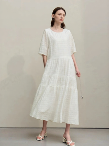 AMII | New Round Neck Mid-Sleeve Lyocell Texture Asymmetrical Dress