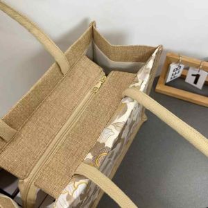 Large Capacity Canvas Tote Bag Womens Commuter Handbag 2025 New Style Ins Work Bag Shoulder Bag Ladies Daily Use