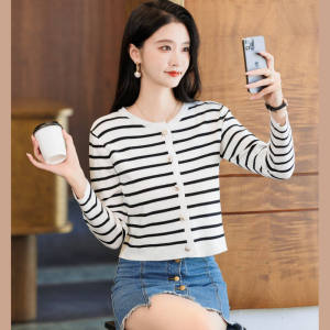 Áo Len Dệt Kim Sọc Ngắn Thời Trang Cho Nữ Cao Cấp Dáng Rộng Thu Đông Thời Trang Quần Áo Công Sở Với Miếng Dán Cường Lực Nguyên Tố