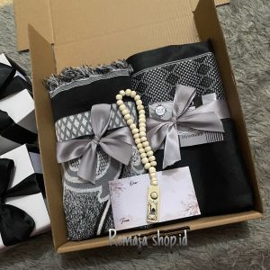 [bisa cod] Hampers hadiah ulang tahun cowok / gift box kado ulang tahun / kado cowok muslim / hadiah anniversary / kado wisuda