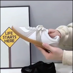 Retro casual white shoes Lace-up sneakers Casual sports shoes Low-top sneakers Spliced ​​white sneakers
