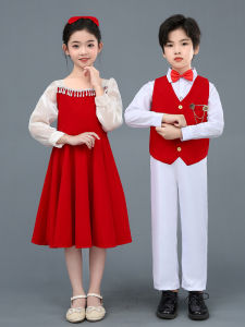 ชุดการแสดงเด็ก ชุดการแสดงเด็กนักเรียนมัธยมต้นและมัธยมปลาย ชุดการแสดงเสียงดัง ชุดราตรีสีแดง ชุดการแสดงเด็กชายและเด็กหญิง