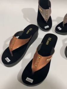 Sandal Wedges Wanita Jepit Variasi Kekinian 2024 Terbaru