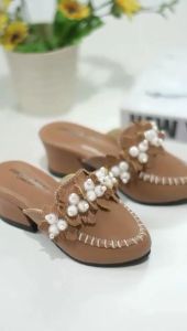Sandal Pesta Anak Perempuan Hak Tahu Bapau Motif Bunga