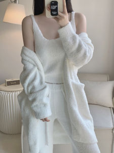 ชุดนอนผ้าขนแกะหนาสำหรับผู้หญิง ชุดสามชิ้น ฤดูใบไม้ร่วง/ฤดูหนาว 2025 ใหม่ ชุดอยู่บ้าน ชุดนอน ผ้าขนแกะหนา แขนยาว คอเหลี่ยม สีพื้น
