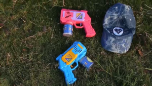 Mainan Gelembung Sabun Bubble Gun Otomatis– Dengan Lampu LED