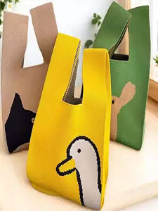 Cute Panda Hand Knitted Bag Portable Tote Bag Eco Friendly Fabric Bag Handheld Woven Bag Bucket Shape Storage Bag for Daily Use